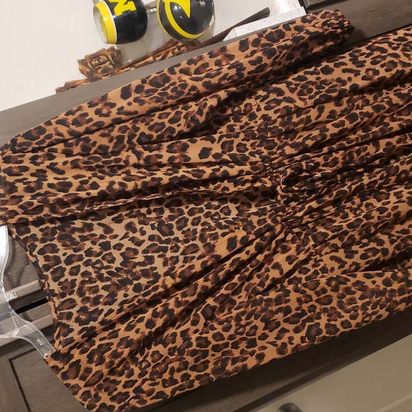 β₯οΈNew boutique leopard print kimono - Picture 7 of 12